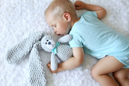 Quels liens entre l’alimentation et la qualité du sommeil chez le jeune enfant ?