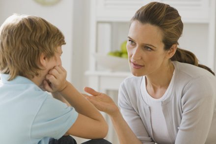 5 phrases à éviter avec votre enfant