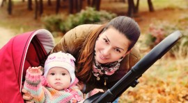 Première sortie de bébé : bien s’organiser pour bien en profiter !