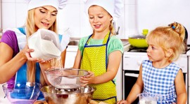 Organisez un atelier culinaire avec vos enfants !