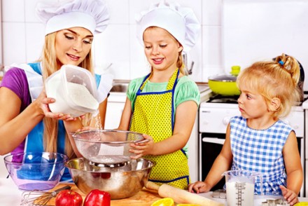 Organisez un atelier culinaire avec vos enfants !