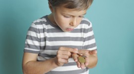 Les bons conseils pour sensibiliser les enfants aux questions d’argent