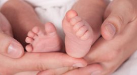 L’éveil de votre enfant passe aussi par les pieds