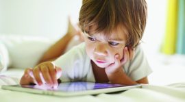 Enfant accro aux écrans : Comment réagir ?
