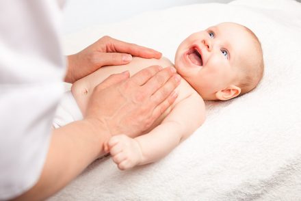 Tout savoir sur le massage pour bébé