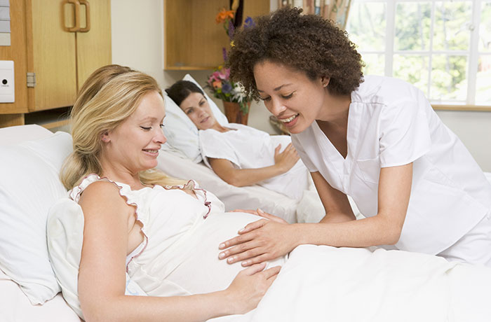 L’accouchement par voie basse ou par césarienne avec péridurale