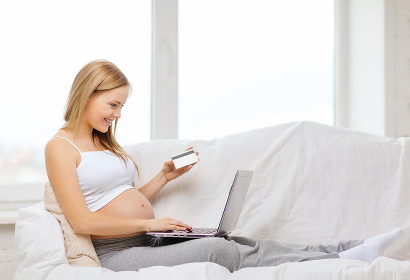 Femme enceinte et technologie